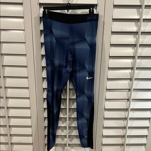 Nike Navy and Black Patterned Leggings